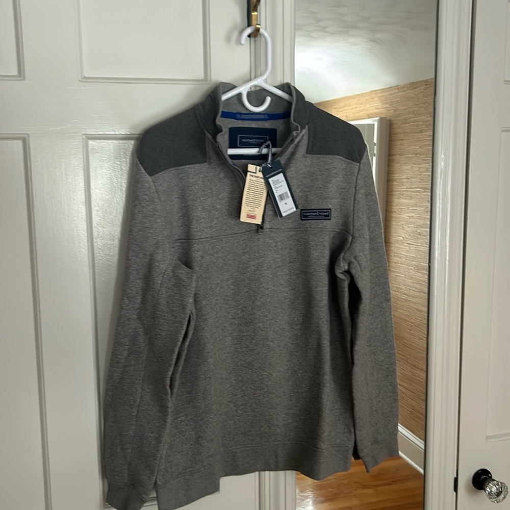 Men’s. Size M. Vineyard Vines. Quarter zip. Grey.